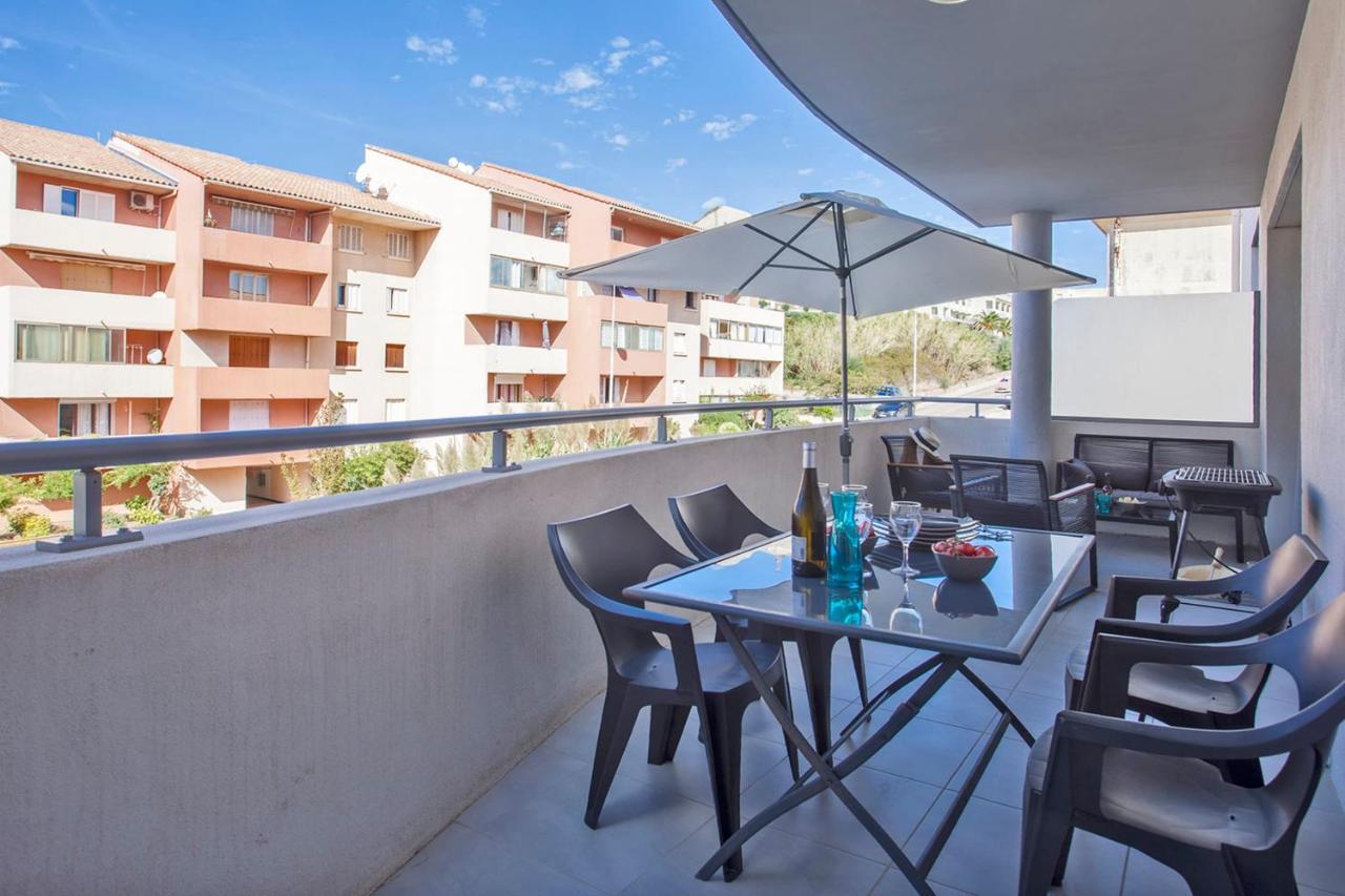 L'orangeraie Calvi centre à 300m de la plage et du port parking privé Exterior foto
