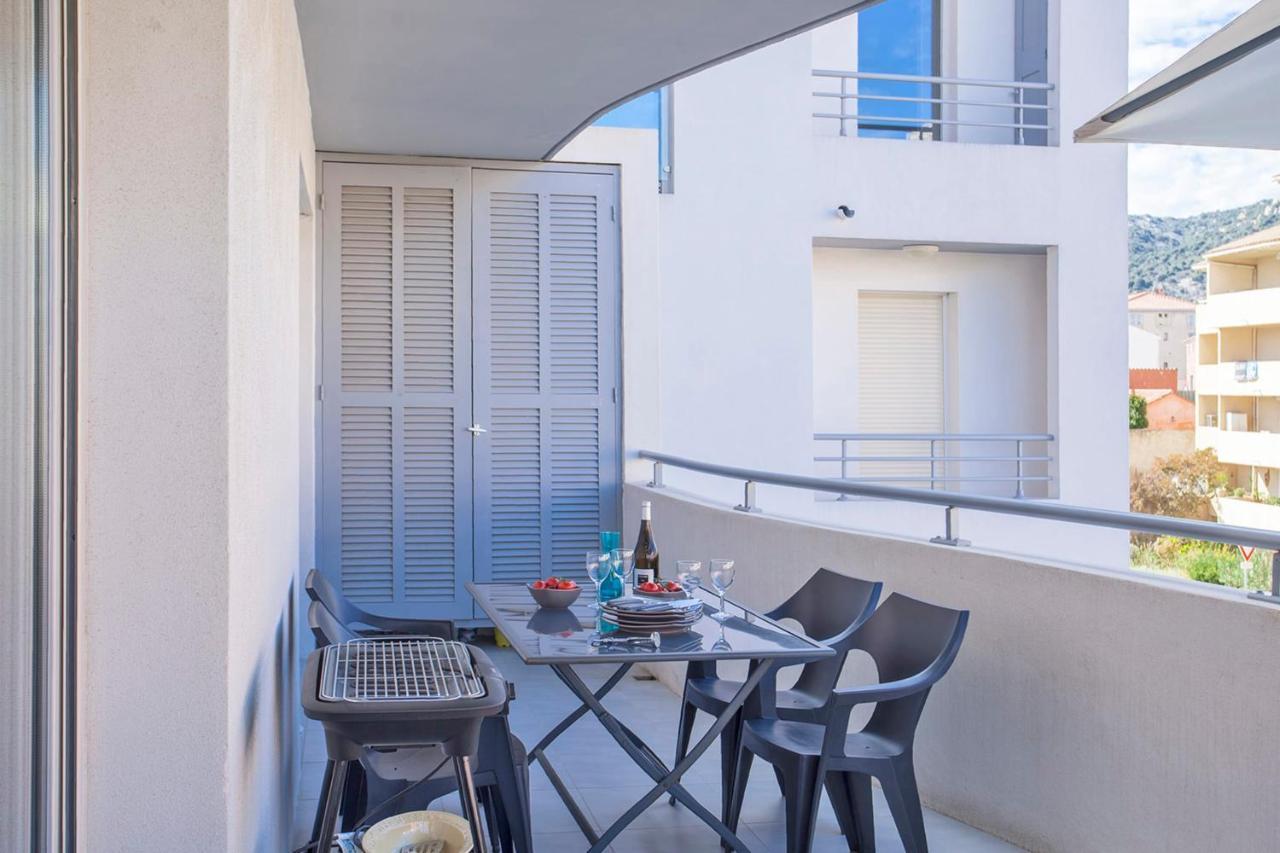 L'orangeraie Calvi centre à 300m de la plage et du port parking privé Exterior foto